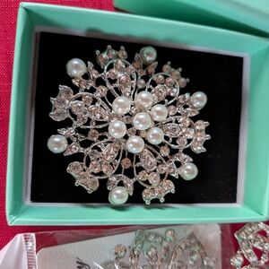 Elegant Silver and Pearl Brooch